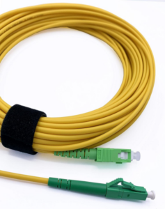 Glasfaser-Kabel SC/APC auf LC/APC Stecker